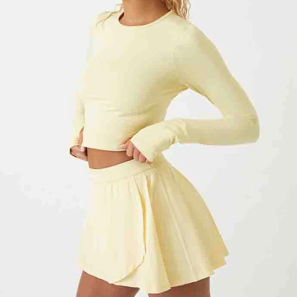 PacSun · NWT Yellow LA Hearts by PacSun Active All Out Long Sleeve Crop Top - Picture 11 of 13
